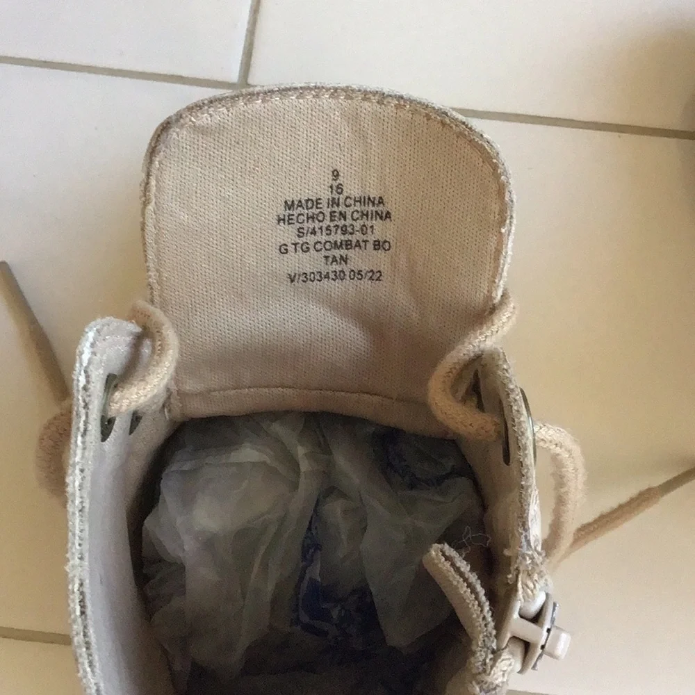 ‘Old Navy’ Faux Leather Combat Boots